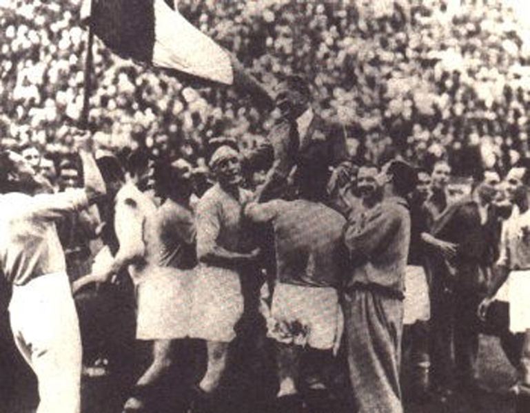 Italia Campione del Mondo 1934 (3).jpg